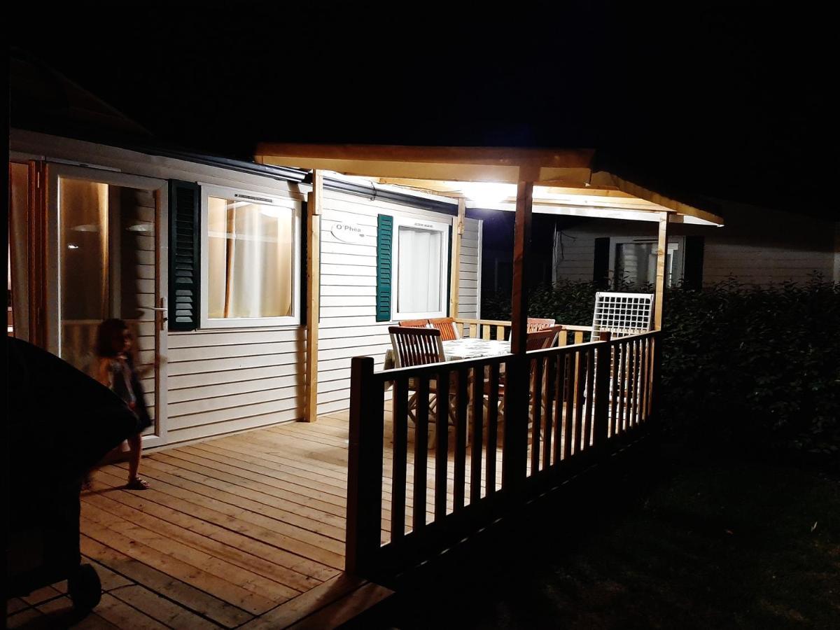 Mobile Home Entierement Equipe La Roque-d'Antheron Exteriér fotografie